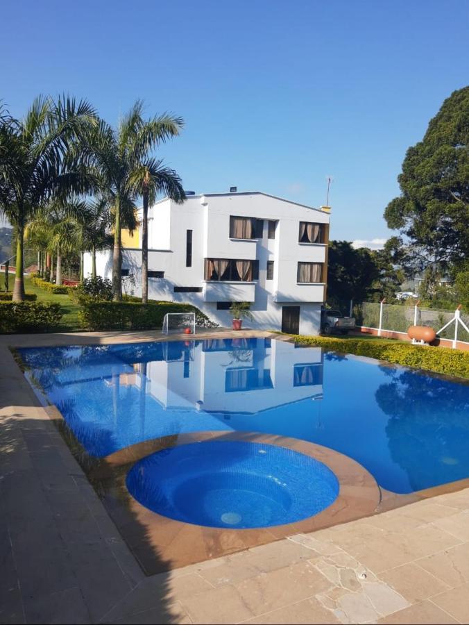 Hotel Casa Confort Santa Rosa de Cabal Dış mekan fotoğraf