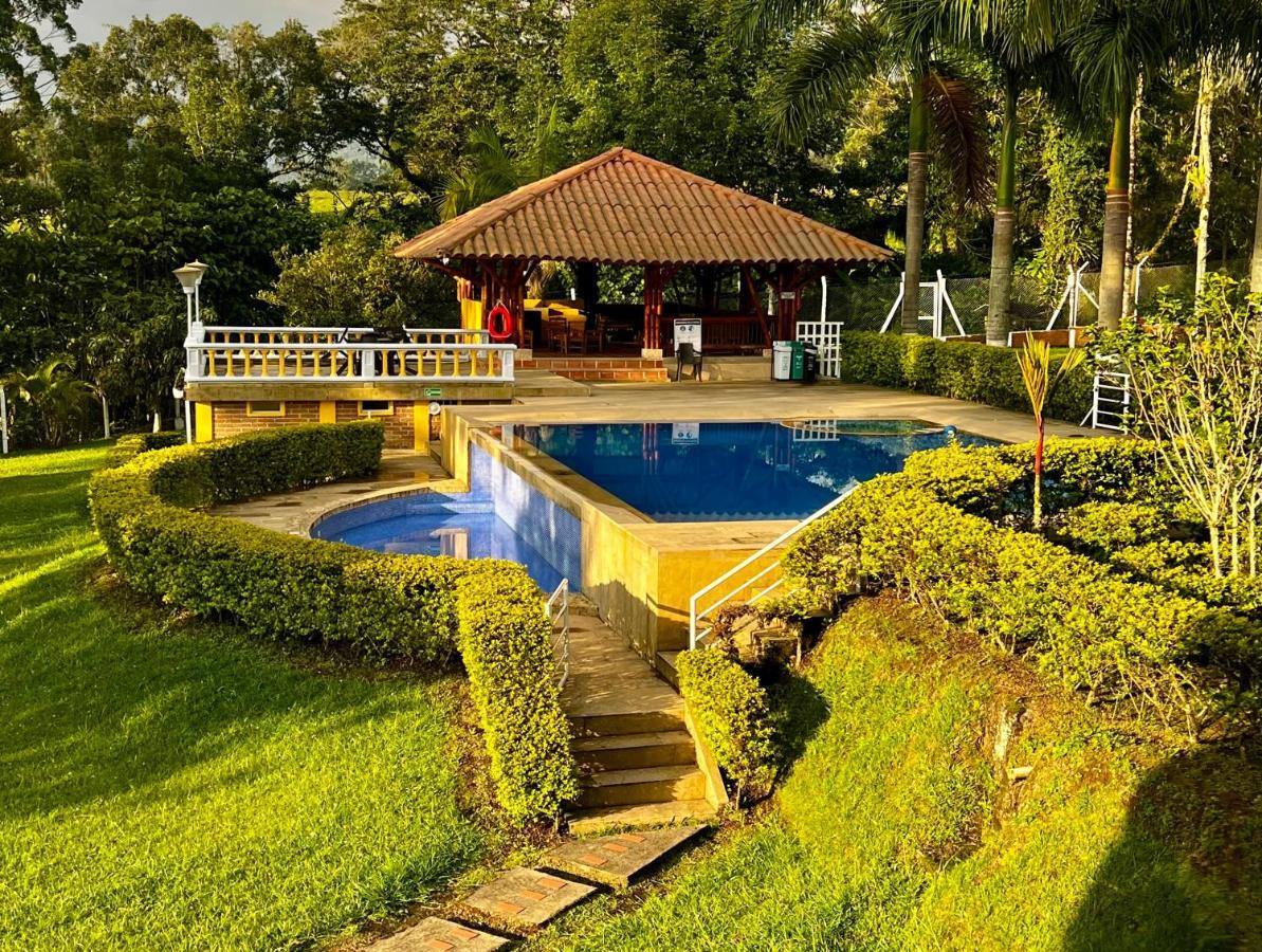 Hotel Casa Confort Santa Rosa de Cabal Dış mekan fotoğraf