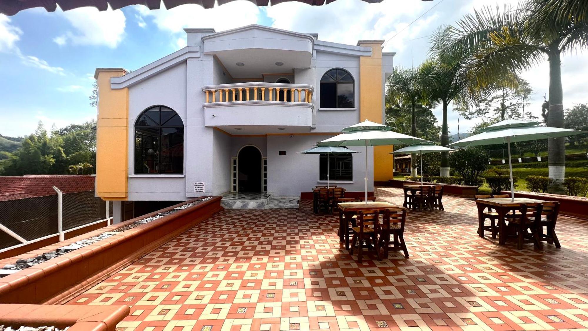 Hotel Casa Confort Santa Rosa de Cabal Dış mekan fotoğraf